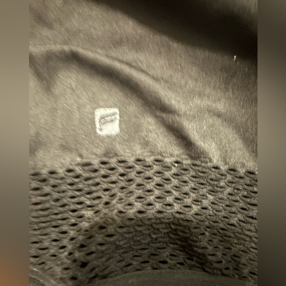 Fabletics pullover - Picture 3 of 4